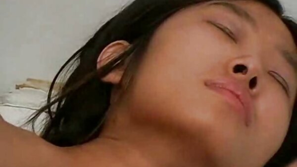 Titless shemale biicth Yasmin Duran បឺតជញ្ជក់មាន់